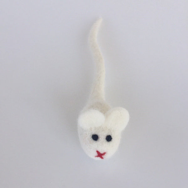souris en feutre pour chat